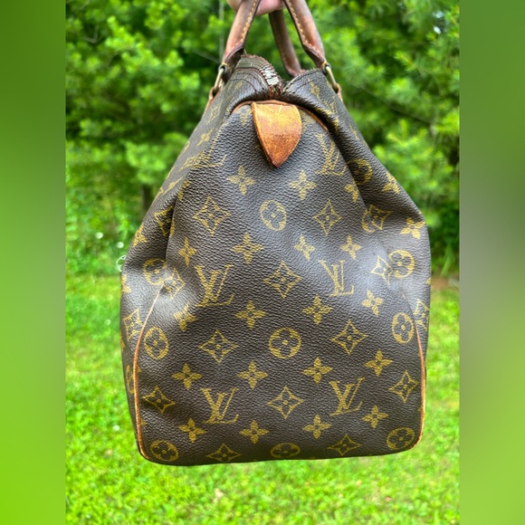 Louis Vuitton Brown Monogram Travel Bag - Picture 7 of 14